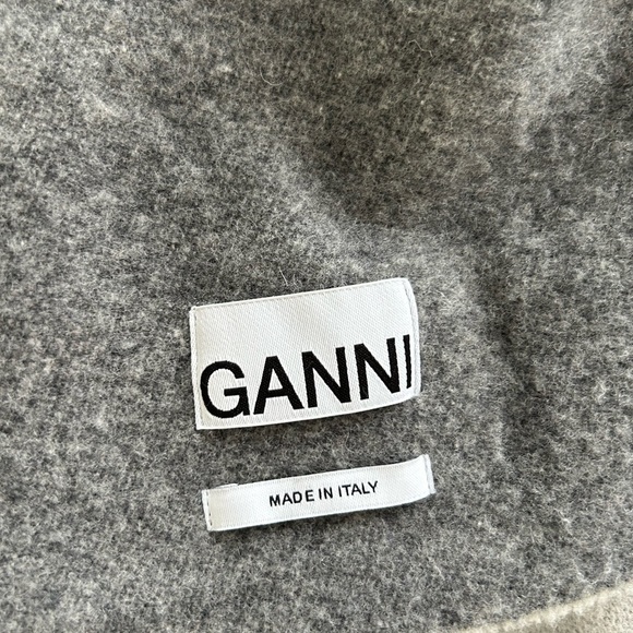 Ganni Fringe Wool Scarf - Picture 3 of 4